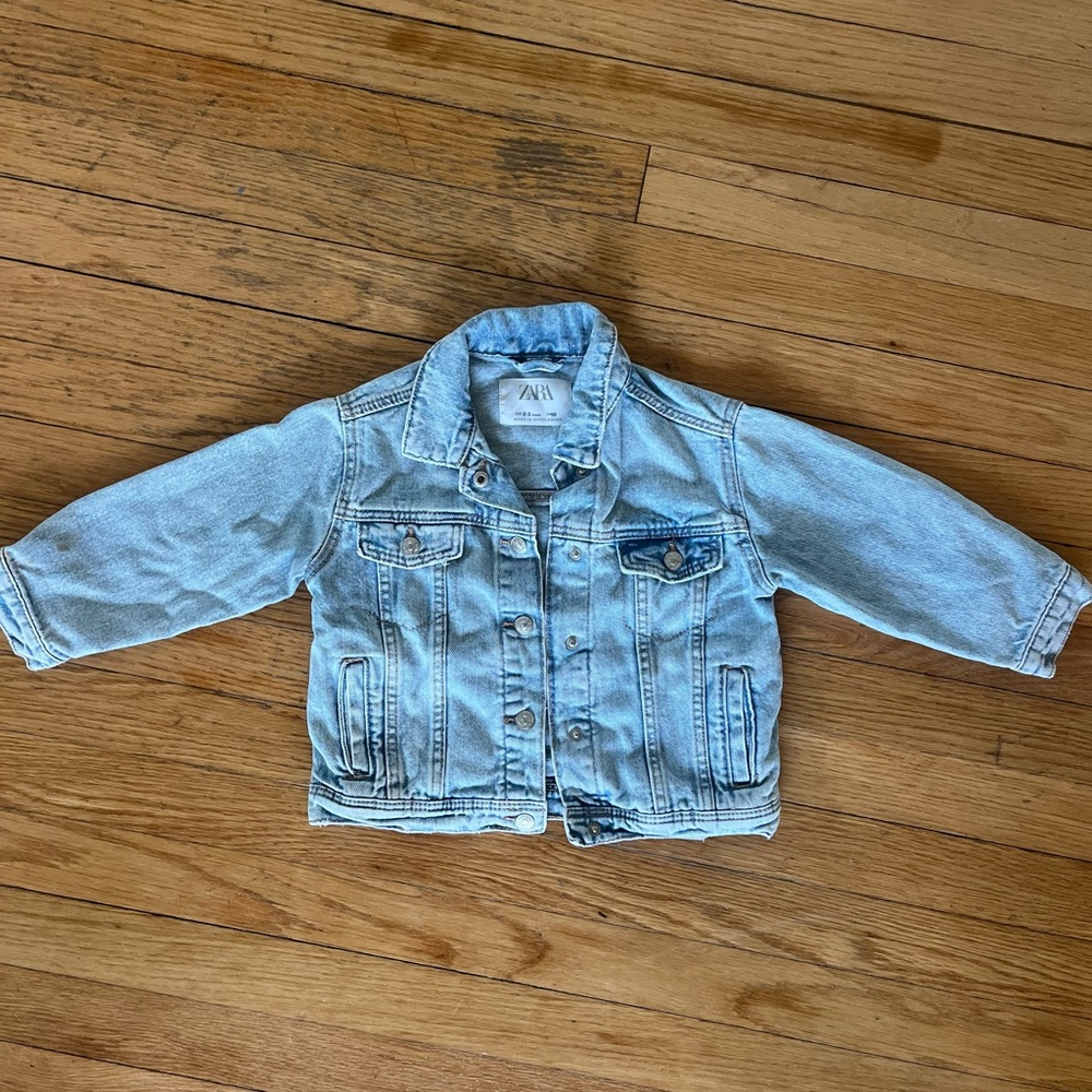 Zara Blue Jean Jacket Cropped Style